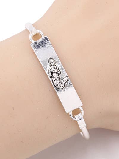 Mermaid Embossed Rectangle Casting Bangle