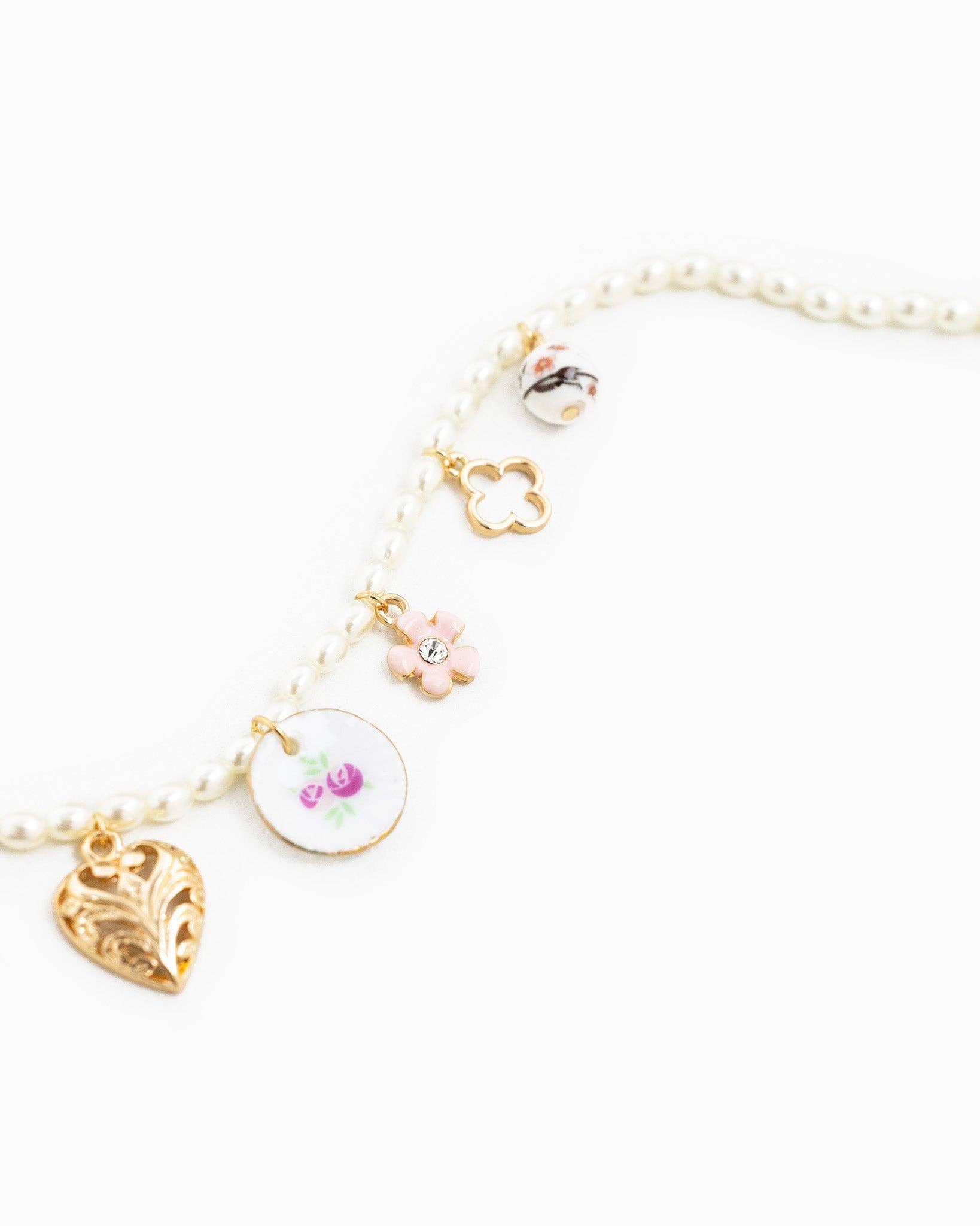 Feminine Ceramic Charm Pearl Chain Necklace