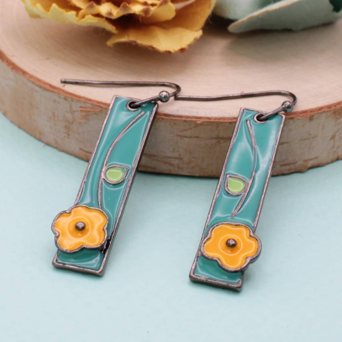 Vintage Bar Silver Flower Enamel Earrings