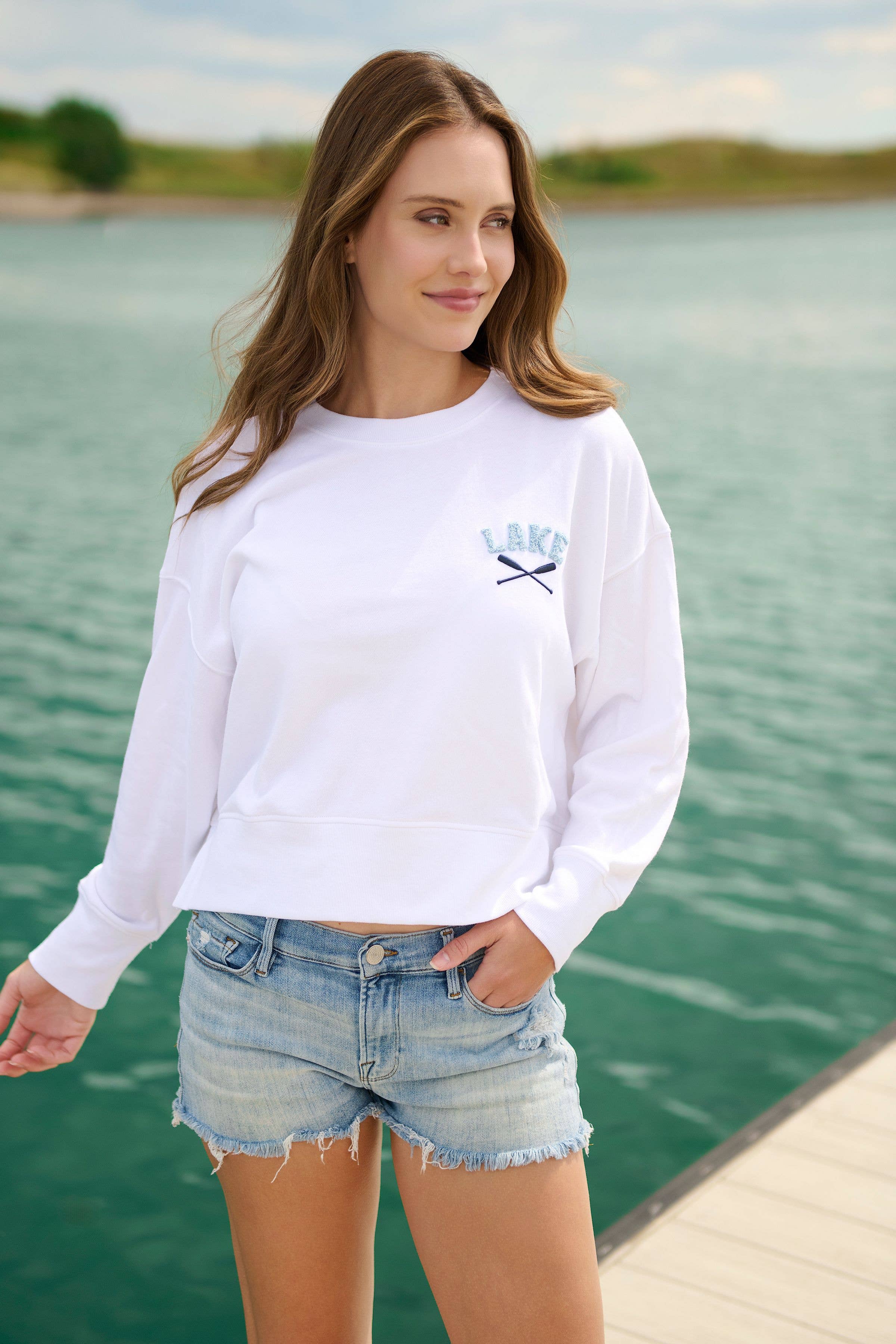 "BOAT DAYS, SUNRAYS, REPEAT" RELAXED SWEATSHIRT"